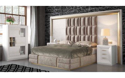 Dormitorio de matrimonio contemporáneo de Franco Furniture colección Volumen 123