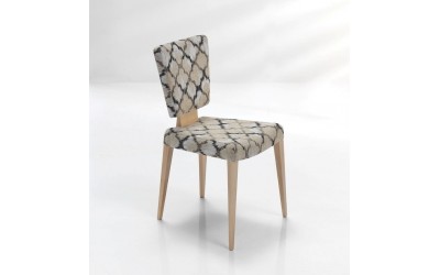 Silla de comedor moderna modelo Sira de Modesto Navarro en Valencia