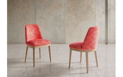 Silla de comedor moderna modelo Moon de altair funcional en valencia