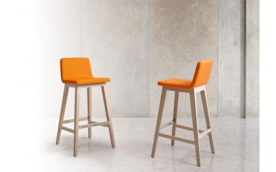 Taburete de cocina moderno modelo rania de altair funcional en valencia